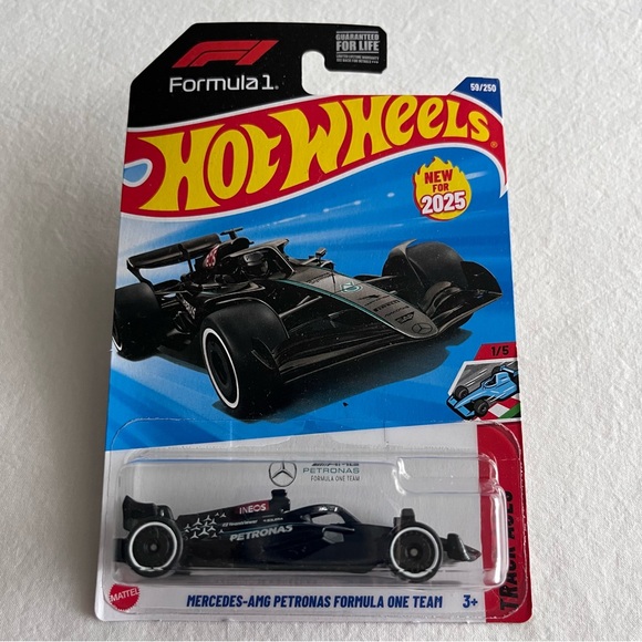 Hot Wheels Formula 1 Bundle 9 Cars Collectible Mercedes Oracle Williams McLaren - Picture 5 of 6